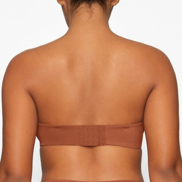 Skims Smoothing Intimates Unlined Strapless Bra with Straps in Bronze Size 34C - Picture 2 of 12